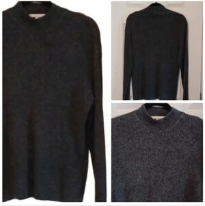 🐾Men's Perry Ellis black and white sweater
